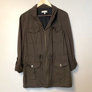 Utility jacket. Dark olive green color